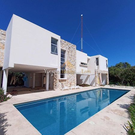 Beachfront Villa In Sisal Yucatan Mexico Екстер'єр фото